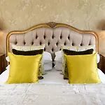 Traveller's Rest 3*