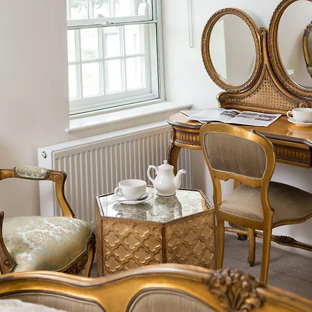 Traveller's Rest فندق