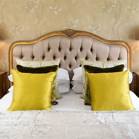 Traveller's Rest 3*