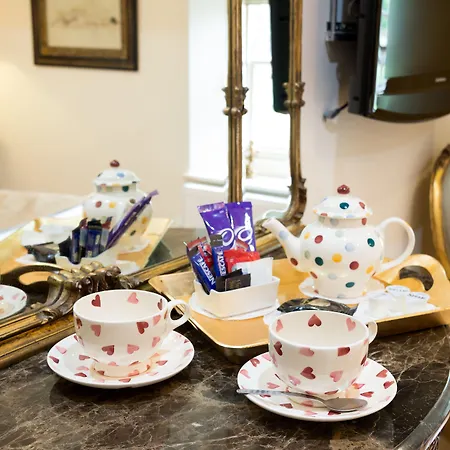 Traveller's Rest Hotel