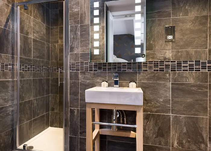 Hotel Traveller's Rest 3*